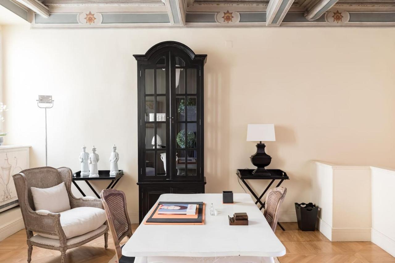 Luxury Amazing Roman Style Apartment In Via Giulia Exterior photo